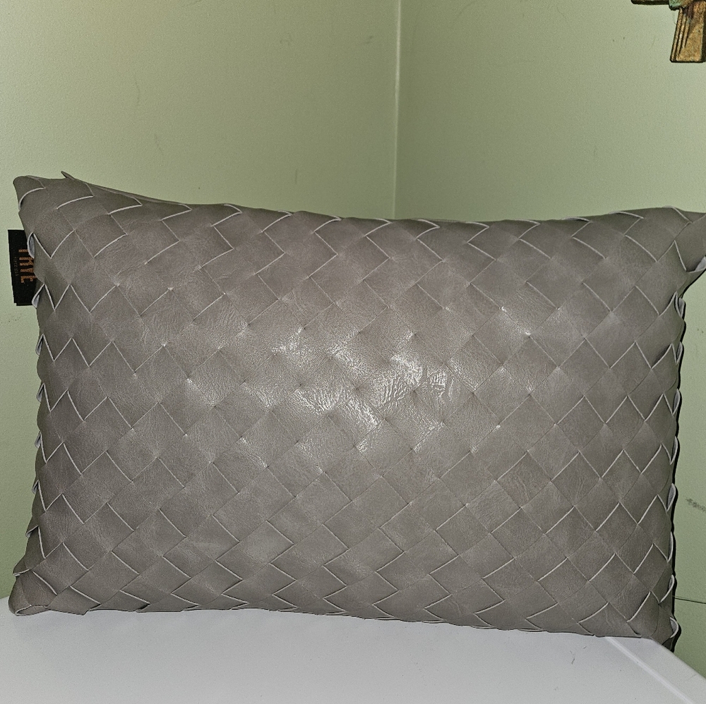 Frye Lattice Work Throw Pillow Like New